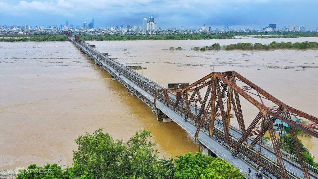 Bão lũ lịch sử: Miền Nam sẵn sàng chi viện hàng hóa thực phẩm cho miền Bắc